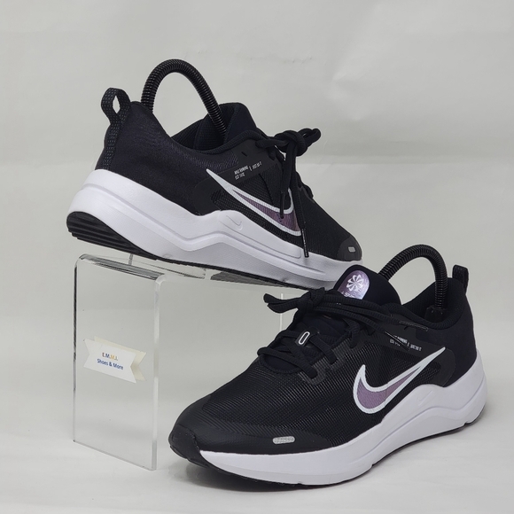 Nike Youth Size 6Y Downshifter 12 Running Shoes DM4194-003 Black White New - Picture 5 of 10